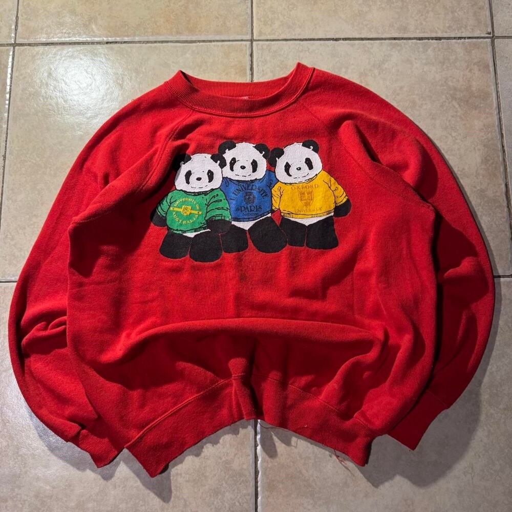 Vintage 90s red panda crewneck Size L in Mens